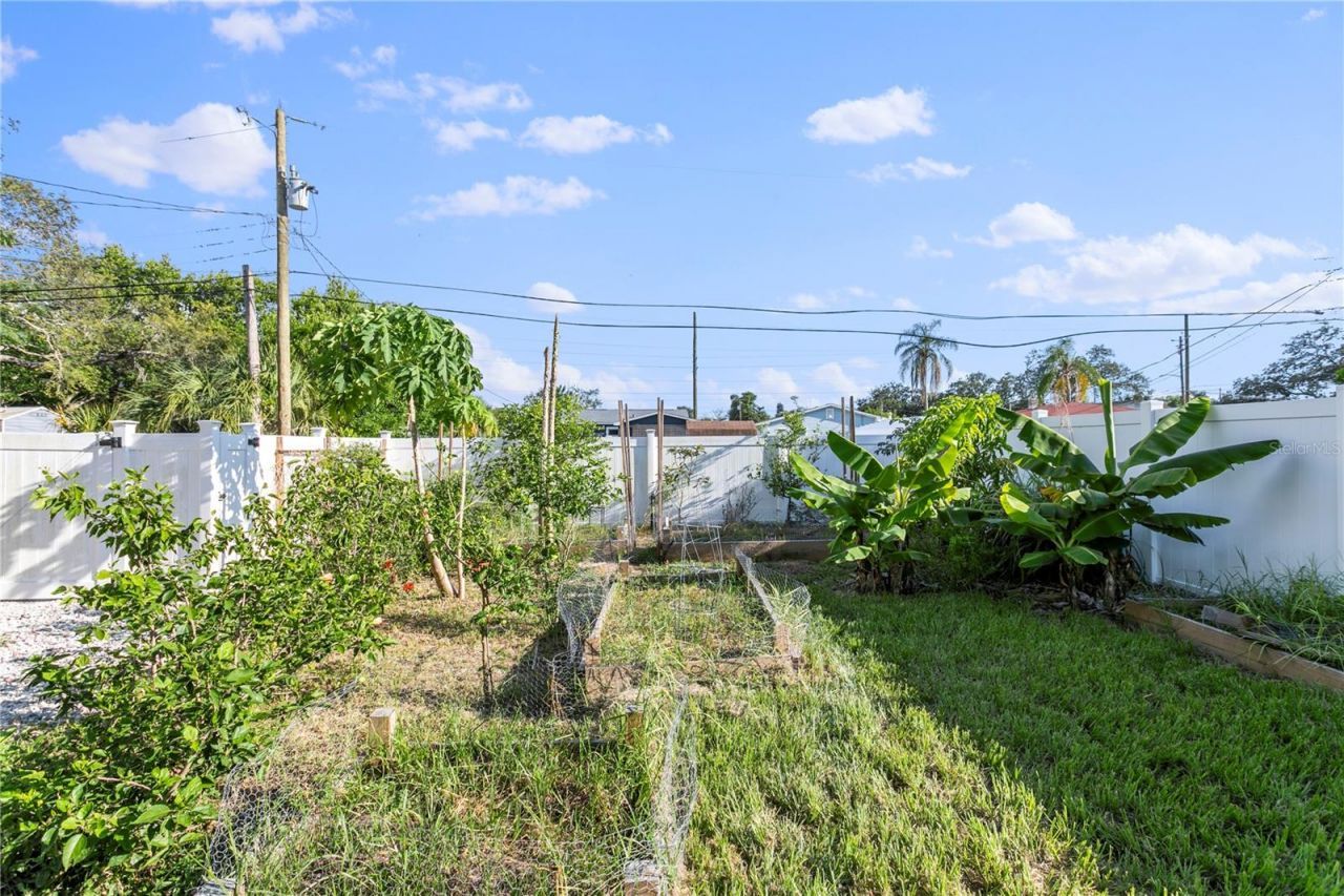 4740 22nd Avenue N, Saint Petersburg, FL 33713 Photo