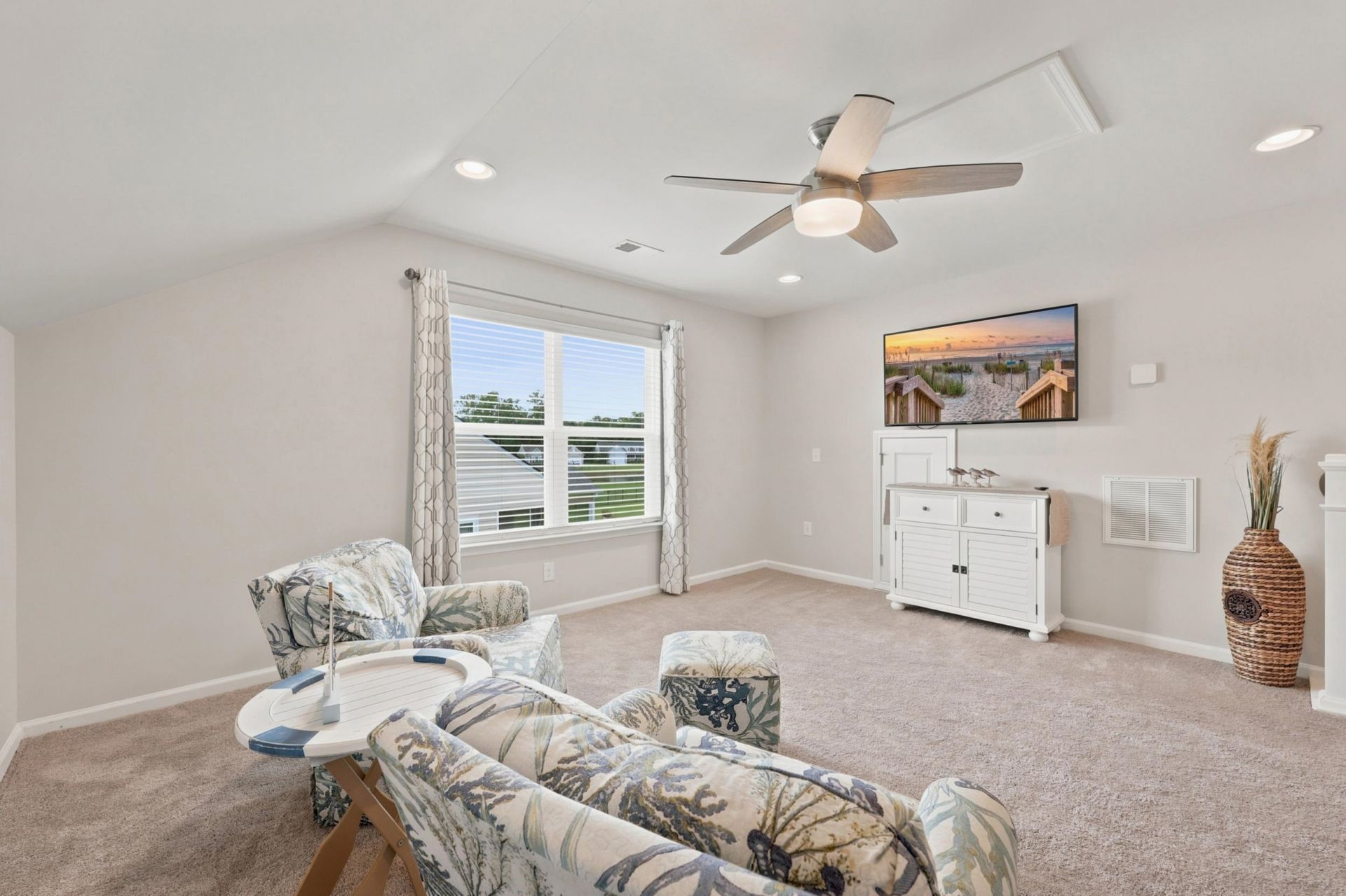 206 Three Oak Ln. Photo 42
