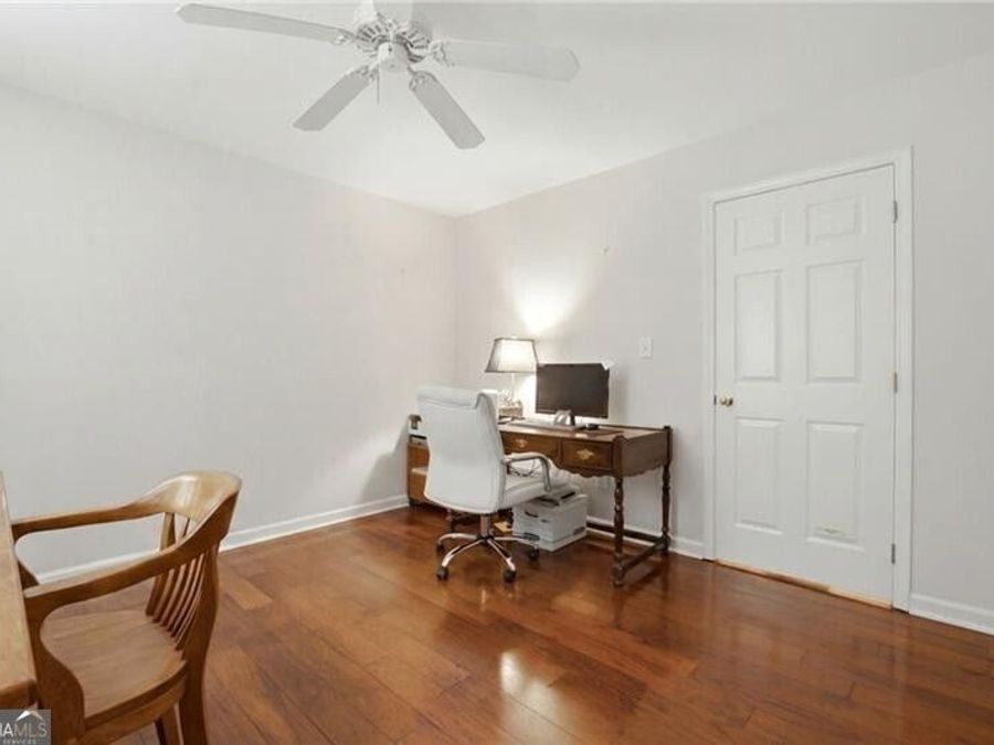 Property Image 28