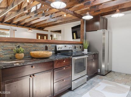 196 Meadow Lane, Stateline, NV 89449 Photo