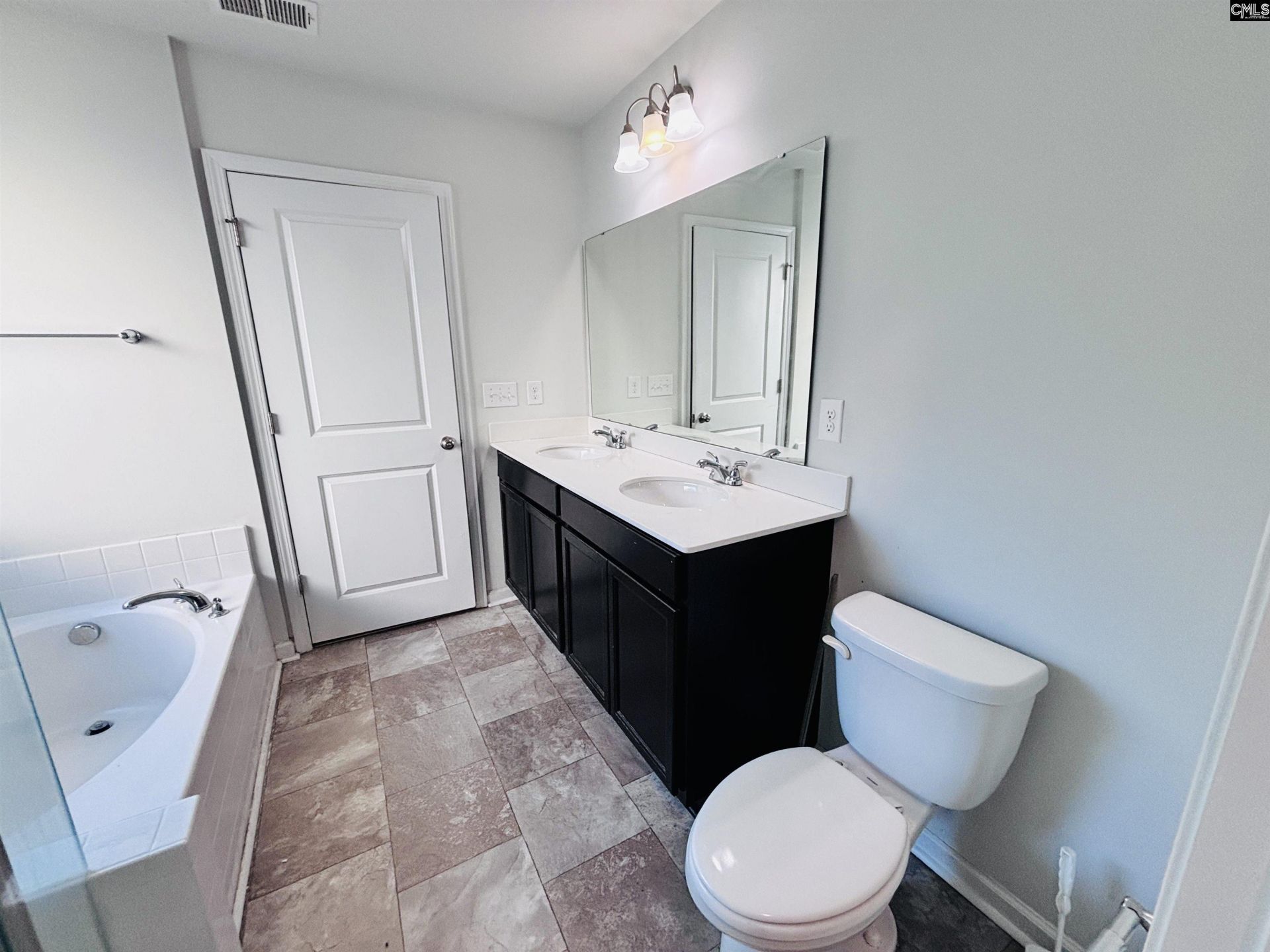 138 Dunkeld Drive  Photo 15