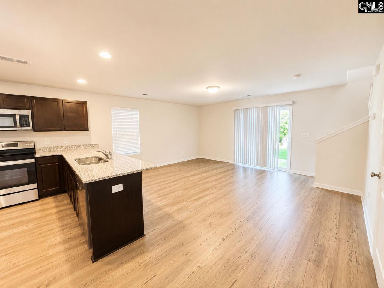138 Dunkeld Drive  Photo 5