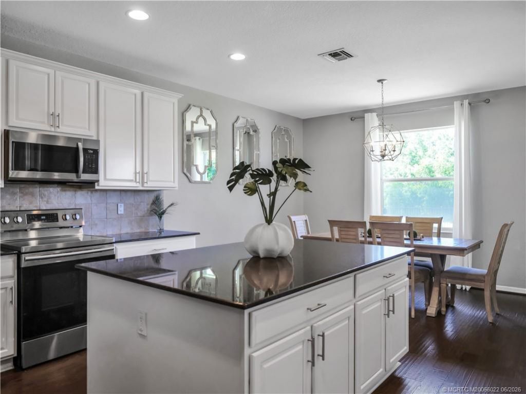 697 SW Sun Circle , Palm City, FL 34990 Photo