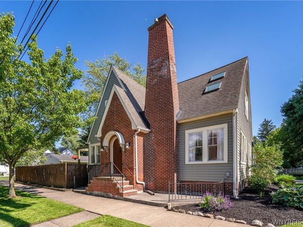214 Roycroft Boulevard , Buffalo, NY 14226