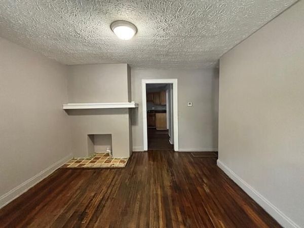 768 N Dawson Avenue , Columbus, OH 43219
