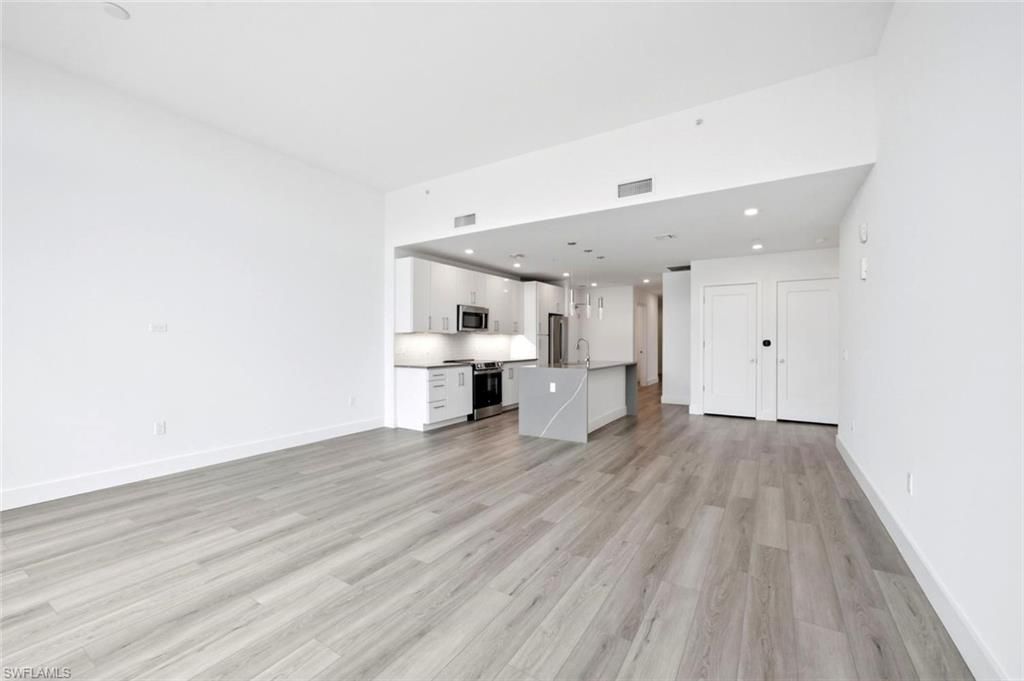 1950 Mayfair St, Unit PH7, Naples, FL 34104 Photo