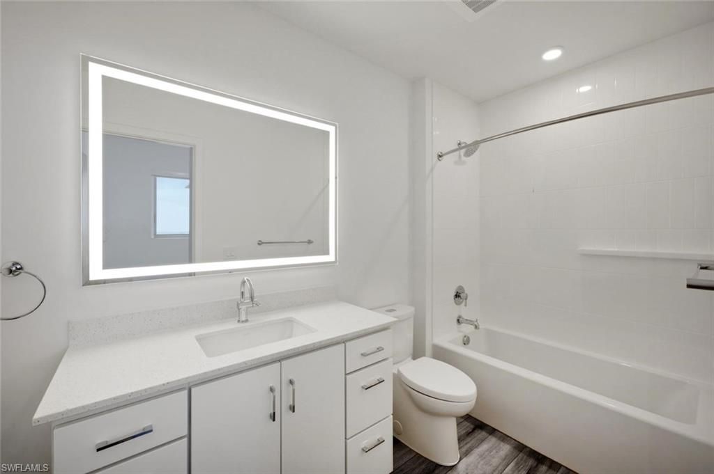 1950 Mayfair St, Unit PH7, Naples, FL 34104 Photo