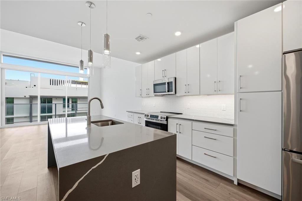 1950 Mayfair St, Unit PH7, Naples, FL 34104 Photo