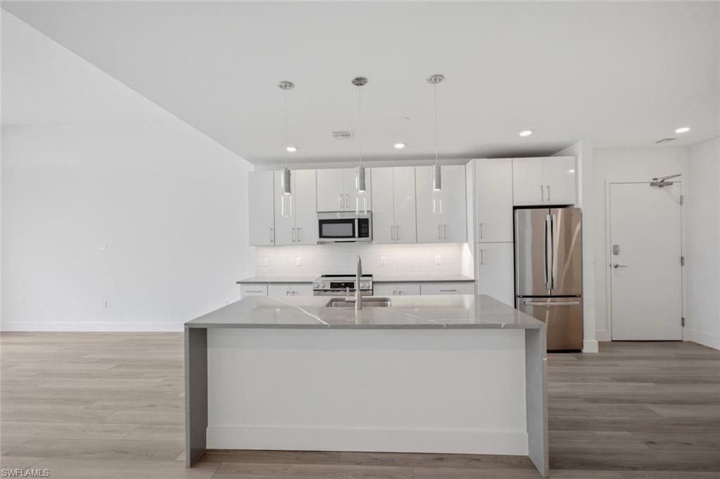 1950 Mayfair St, Unit PH7, Naples, FL 34104 Photo