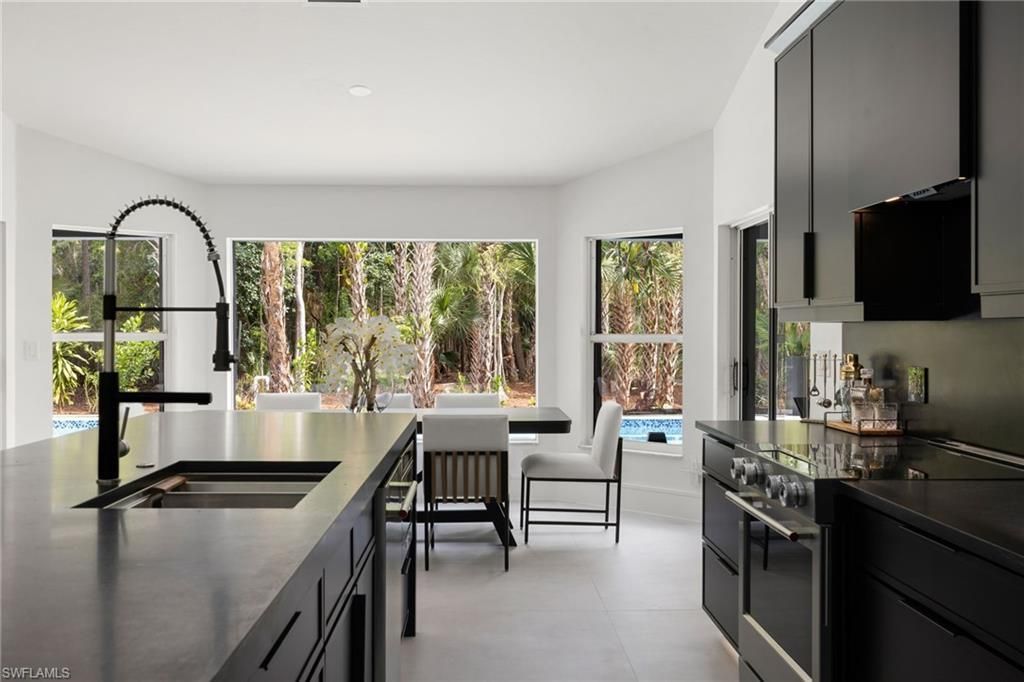 4521 3rd Ave Nw, Naples, FL 34119 Photo