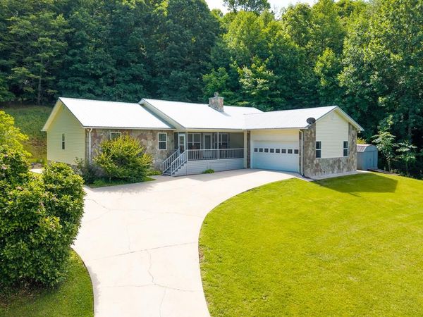 810 Hog Creek Road, Hiawassee, MS 39546