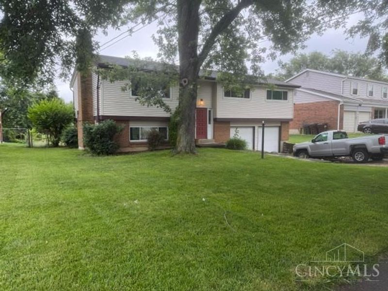 1934 W Kemper Road, Springfield Twp., OH 45240 Photo 2