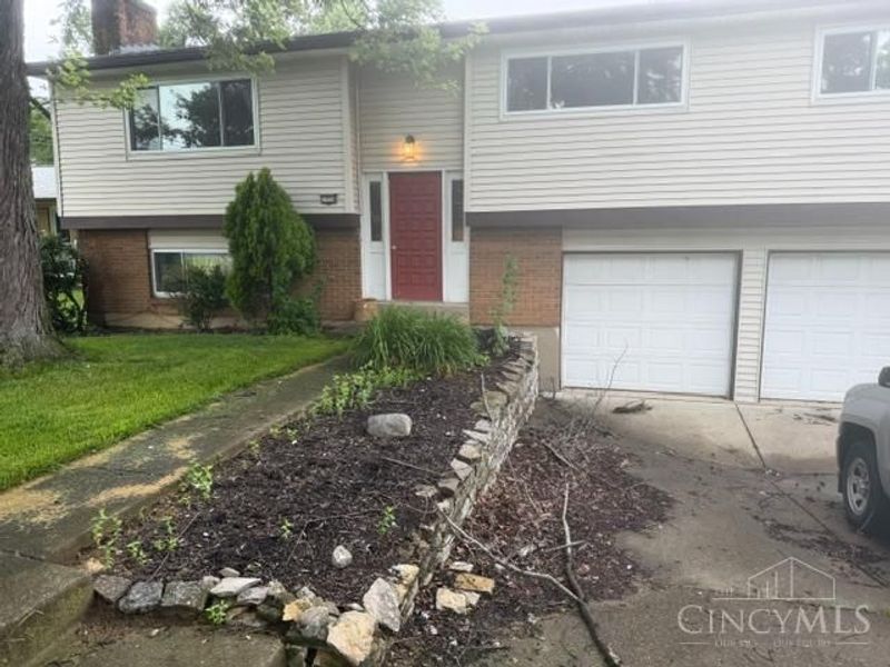 1934 W Kemper Road, Springfield Twp., OH 45240 Photo 4
