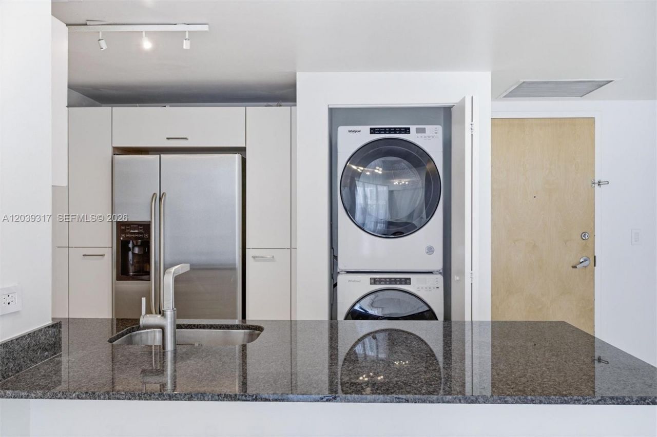 350 S Miami Ave, Unit 1903, Miami, FL 33130 Photo