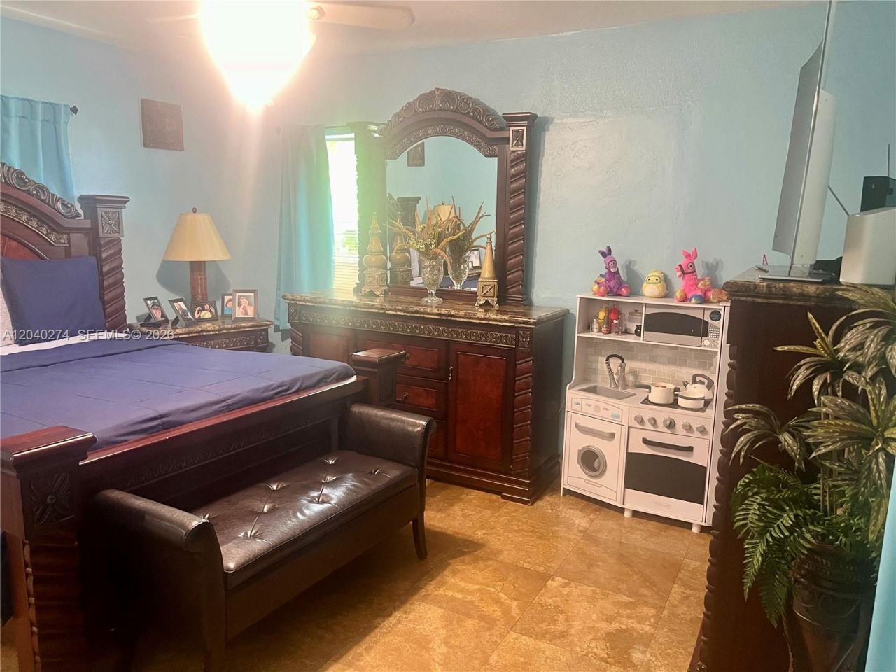 521 NW 32nd Pl , Miami, FL 33125 Photo