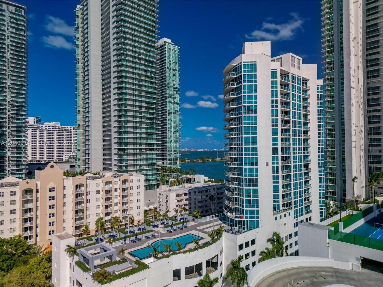 480 NE 30th St , Unit 904, Miami, FL 33137 Photo