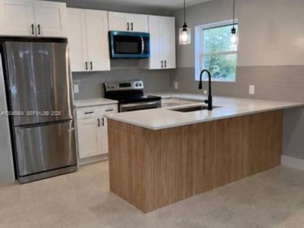 1140 NE 24th Ave , Unit 1, Pompano Beach, FL 33062