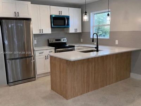 1140 NE 24th Ave , Unit 1, Pompano Beach, FL 33062