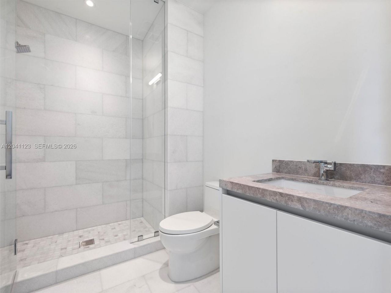 175 SE 25th Rd, Unit 502, Miami, FL 33129 Photo