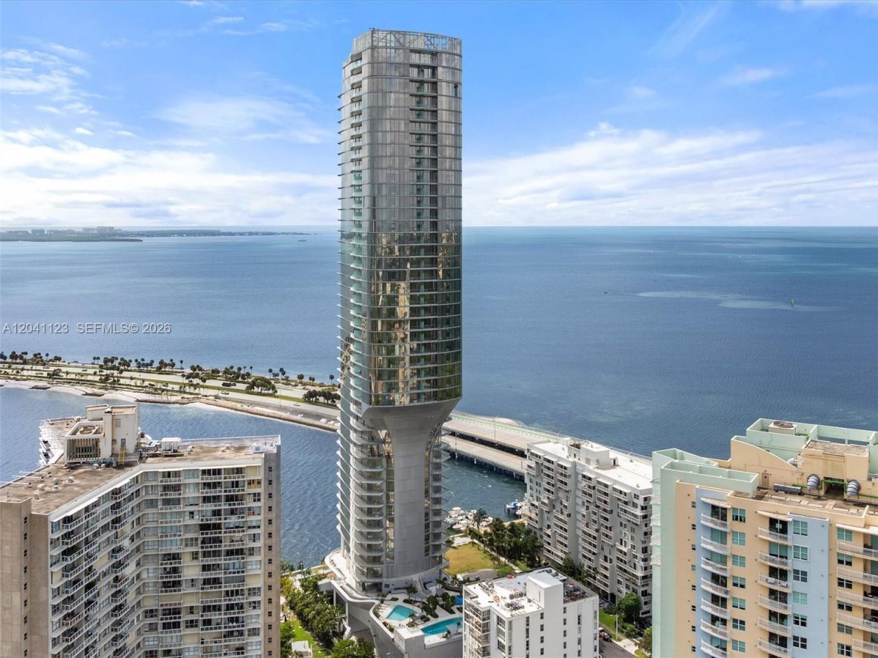 175 SE 25th Rd, Unit 502, Miami, FL 33129 Photo