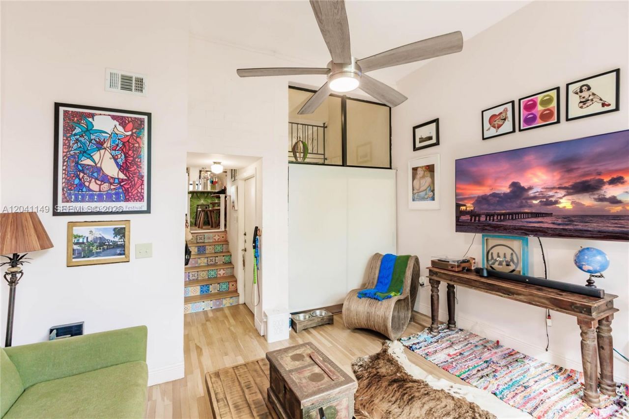 2956 Bird Ave, Unit 6, Miami, FL 33133 Photo