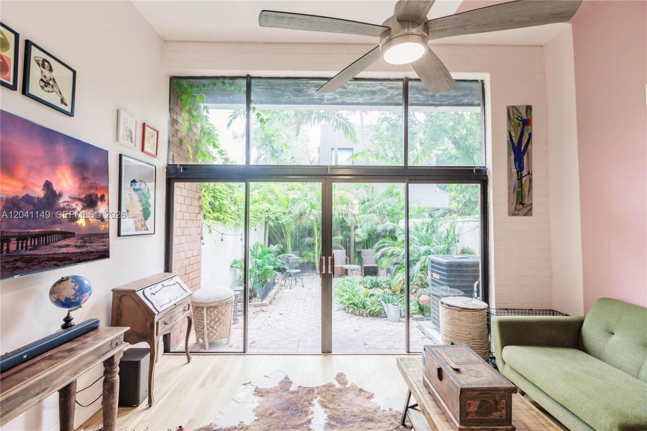 2956 Bird Ave, Unit 6, Miami, FL 33133 Photo