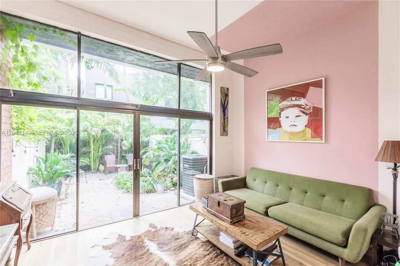 2956 Bird Ave, Unit 6, Miami, FL 33133 Photo