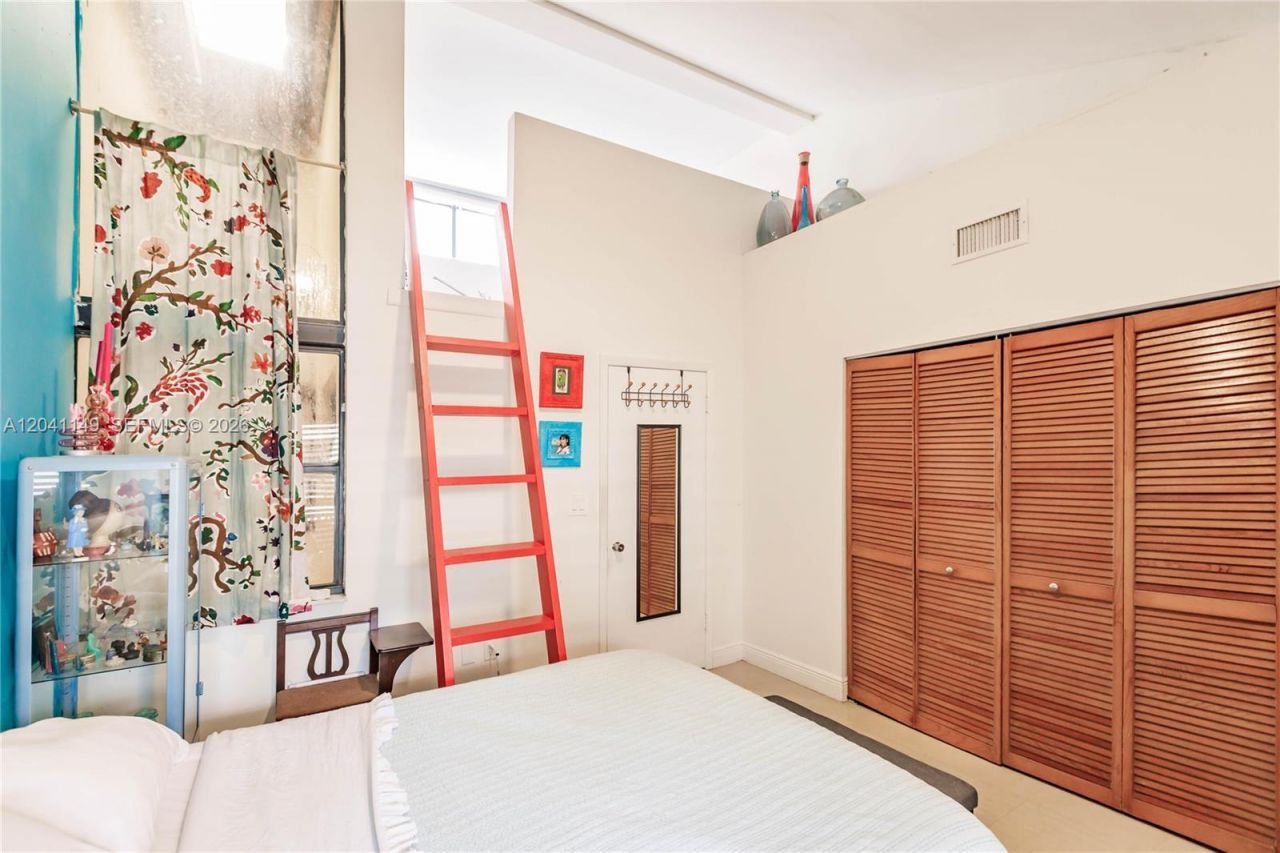 2956 Bird Ave, Unit 6, Miami, FL 33133 Photo