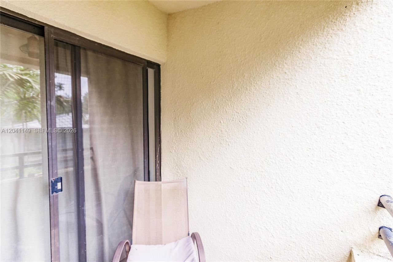 2956 Bird Ave, Unit 6, Miami, FL 33133 Photo