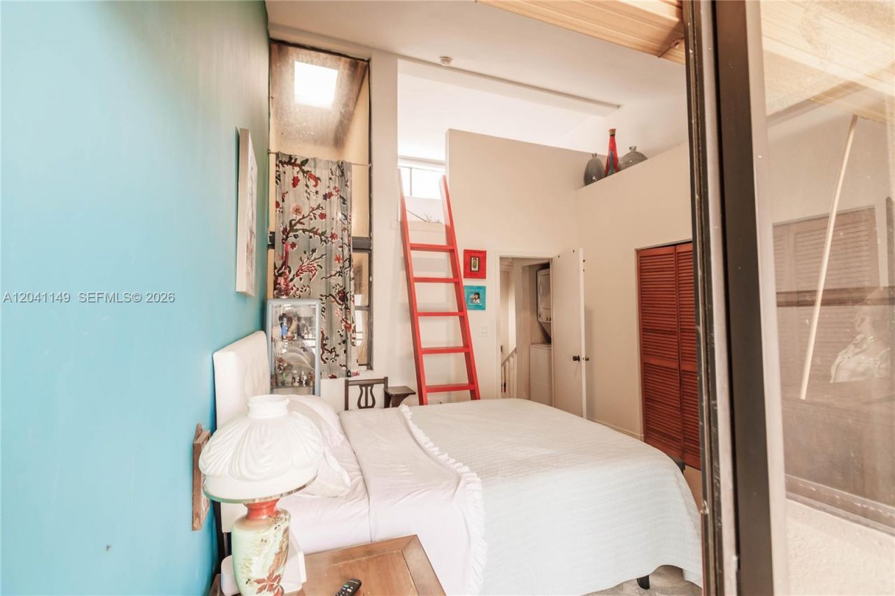 2956 Bird Ave, Unit 6, Miami, FL 33133 Photo