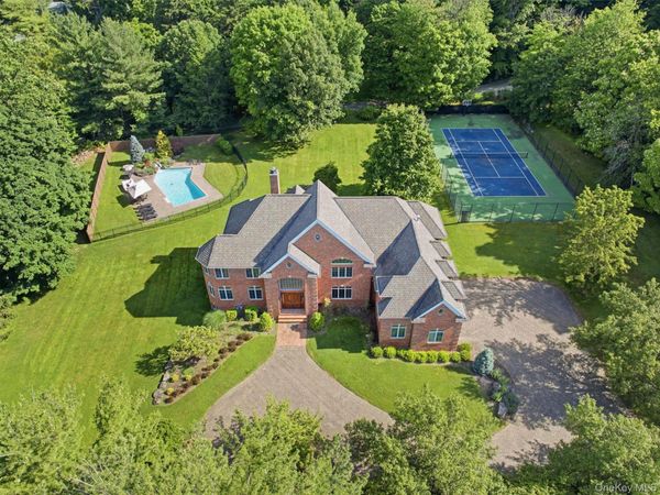 637 S Mountain Road , New City, NY 10956
