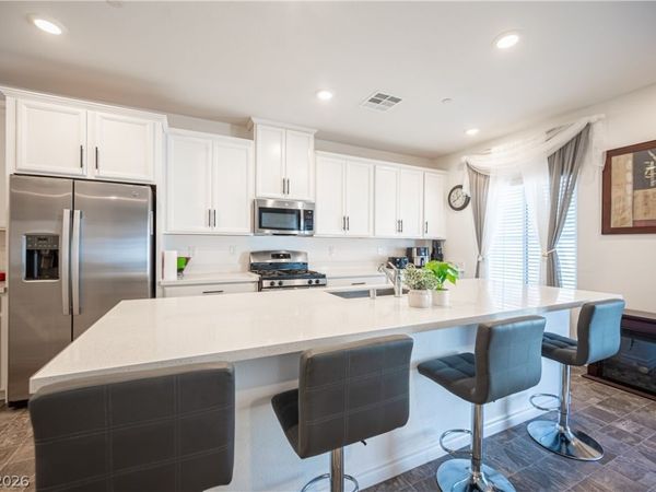 7228 N Decatur Boulevard, Unit 4, Las Vegas, NV 89131