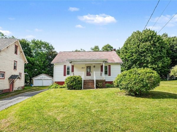 213 Morrison Ave, Ellwood City, PA 16117