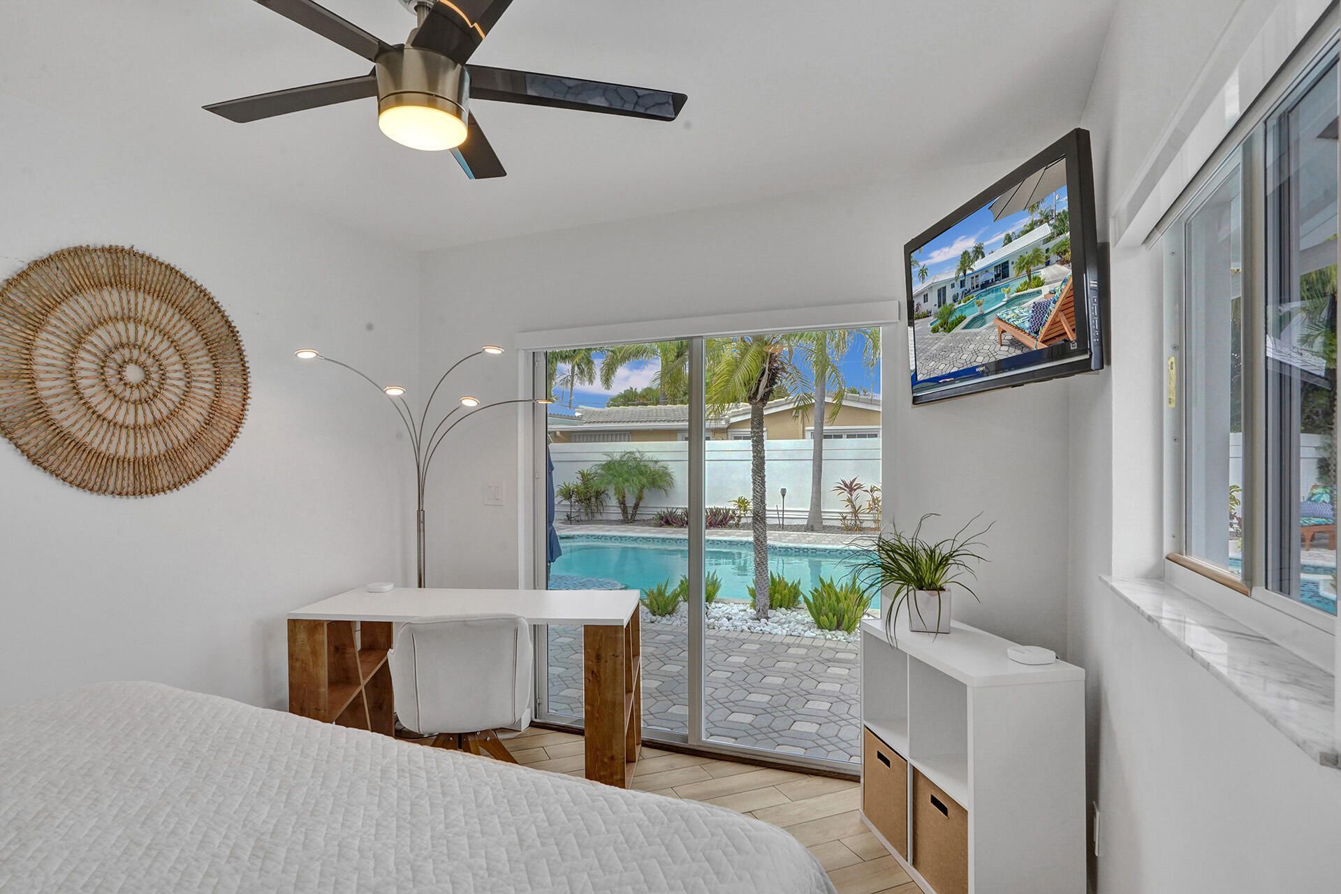 201 SE 11th Street, Pompano Beach, FL 33060 Photo