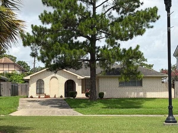 786 TERRY Parkway , Gretna, LA 70056