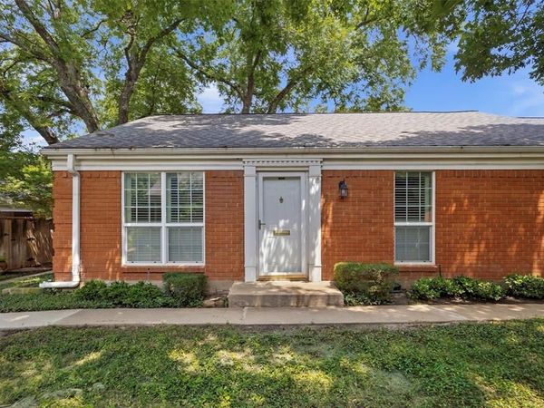 1333 Roaring Springs Road, Unit 1333, Fort Worth, TX 76114