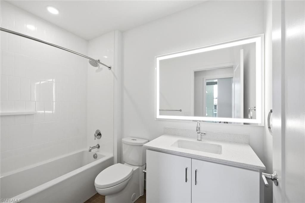 1950 Mayfair St, Unit PH9, Naples, FL 34104 Photo