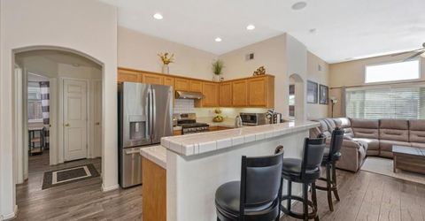 5376 Buckwood Way, Sacramento, CA 95835 Photo