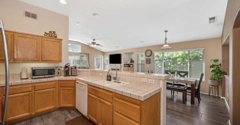 5376 Buckwood Way, Sacramento, CA 95835 Photo