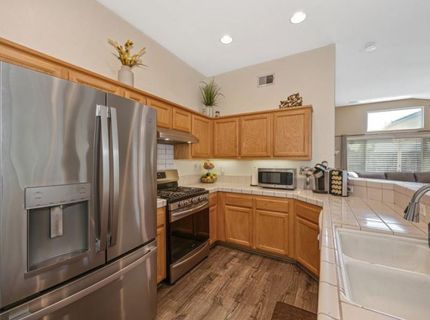 5376 Buckwood Way, Sacramento, CA 95835 Photo