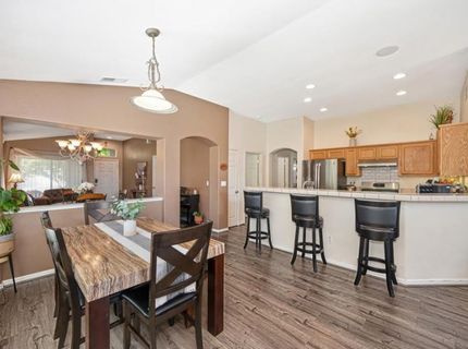 5376 Buckwood Way, Sacramento, CA 95835 Photo
