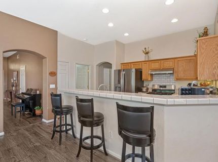 5376 Buckwood Way, Sacramento, CA 95835 Photo