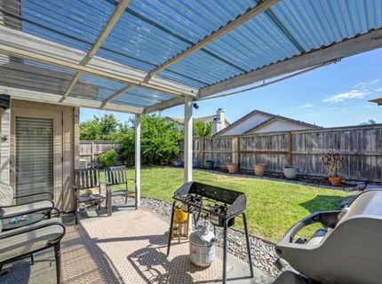 5376 Buckwood Way, Sacramento, CA 95835 Photo