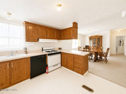 5320 Paradise Ranchos Drive, Winnemucca, NV 89445 Photo