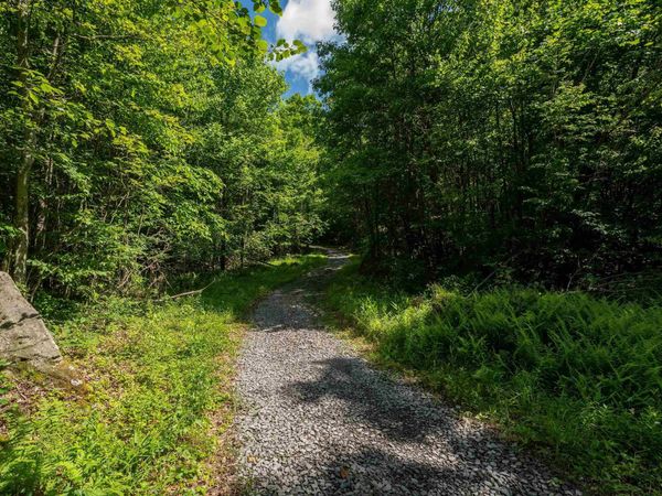 3091B Pleasantdale Road, Kingwood, WV 26537