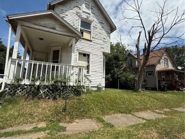 201 15th Street SE, Canton, OH 44707