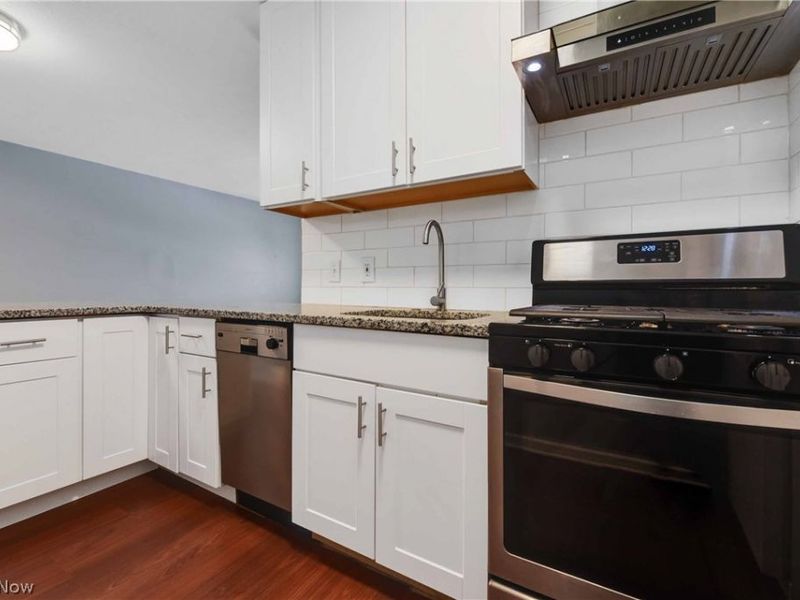 25735 Lorain Road, Unit 506, North Olmsted, OH 44070 Photo 4