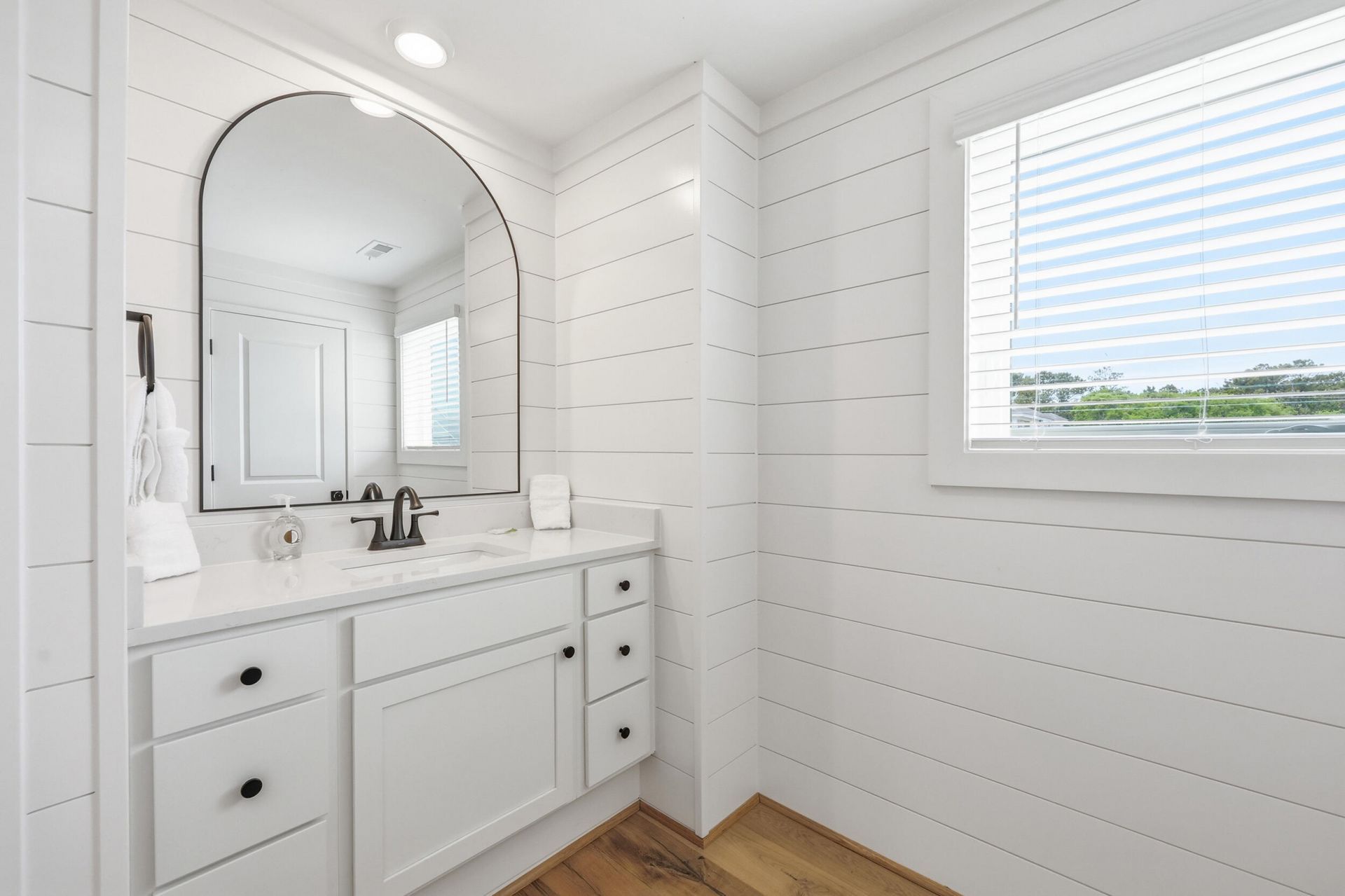 1184 Parker Drive Photo 35