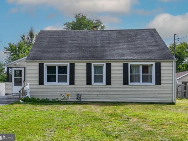 414 SPRINGFIELD AVENUE, PENNS GROVE, NJ 08069