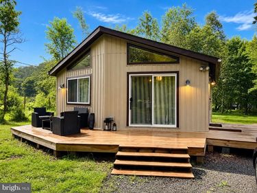 19 POWHATAN TRAIL , ALBRIGHTSVILLE, PA 18210